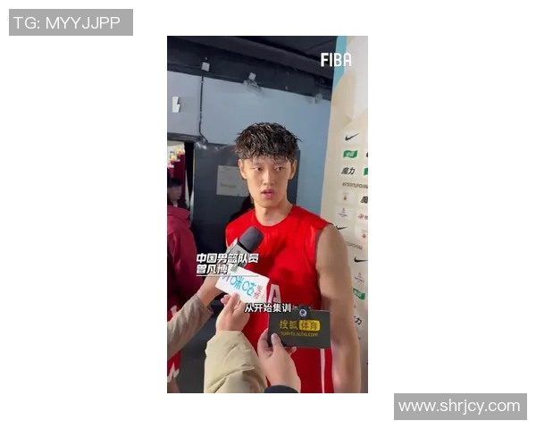 曾凡博谈周琦对球队的影响每一秒都要全力以赴提升信心 曾凡博谈周琦对球队的影响每一秒都要全力以赴提升信心