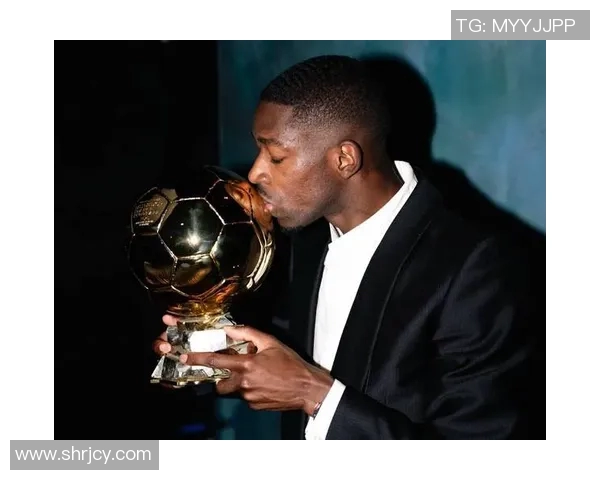 登贝莱创造历史成为首位连续9场法甲首发进球的巴黎球员 登贝莱创造历史成为首位连续9场法甲首发进球的巴黎球员